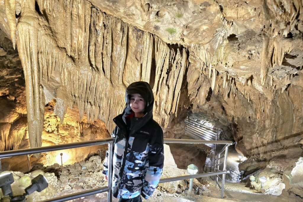 Formations inside Lake Shasta Caverns