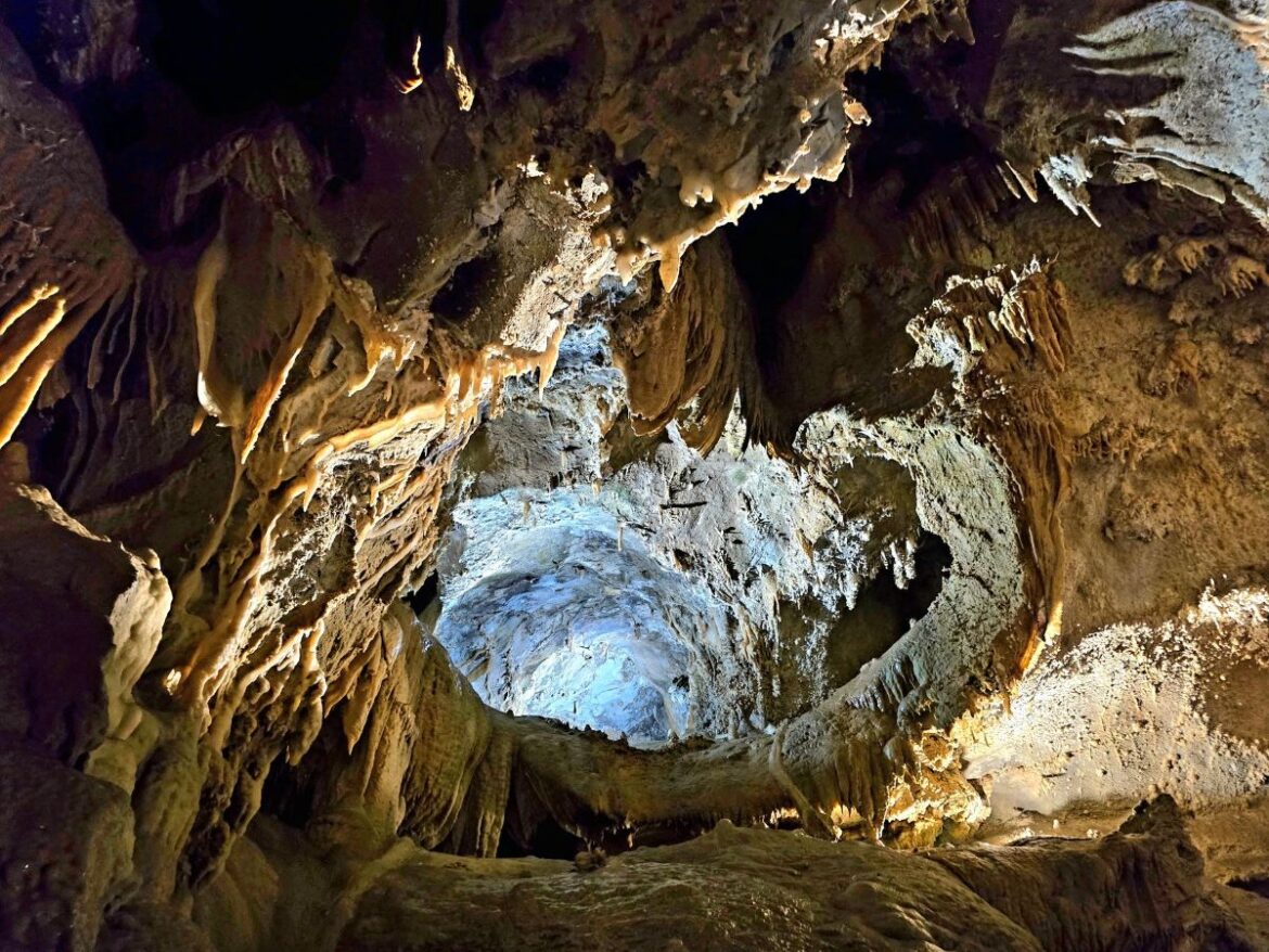 Lake Shasta Caverns near Redding, CA